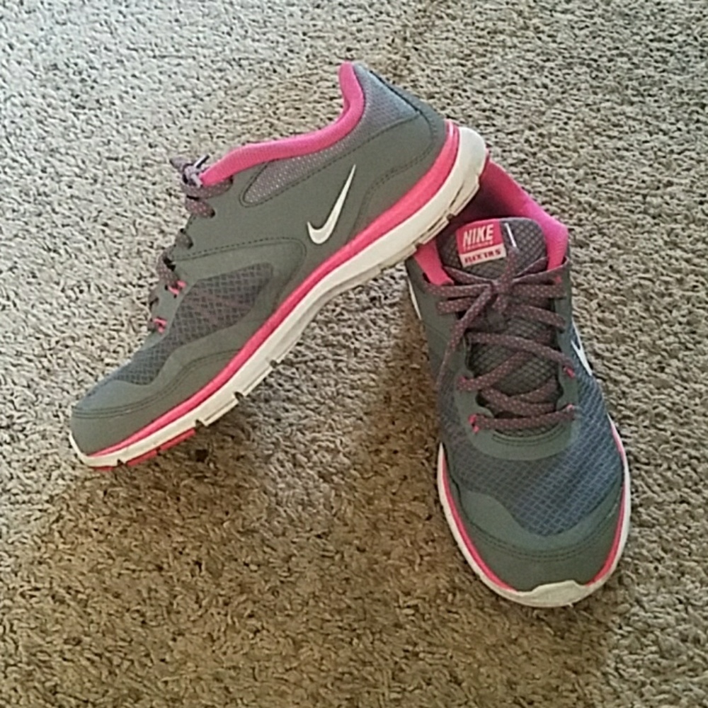 😍💕Nike shoes💕